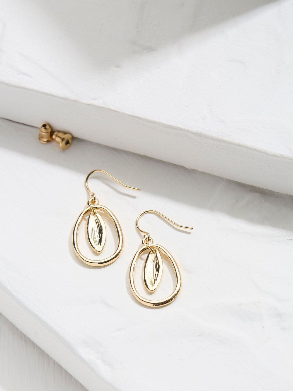 Gold Tone Pendant Drop Earrings
