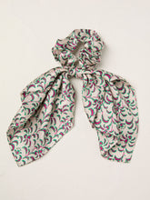Ivory Printed Tie Scrunchie