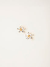 Silver Tone Daisy Stud Earrings