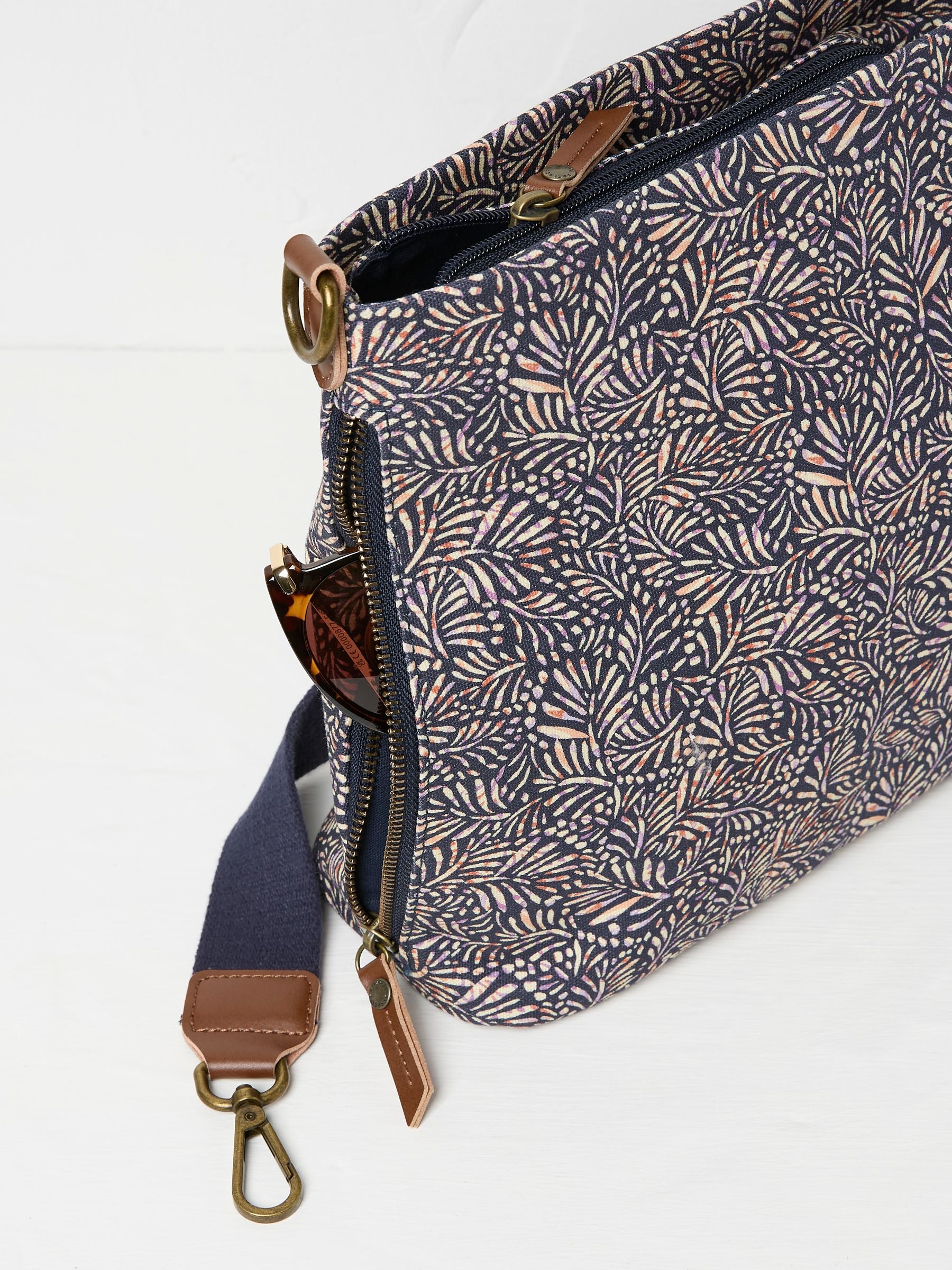 Kingston Navy Blue Canvas Bag