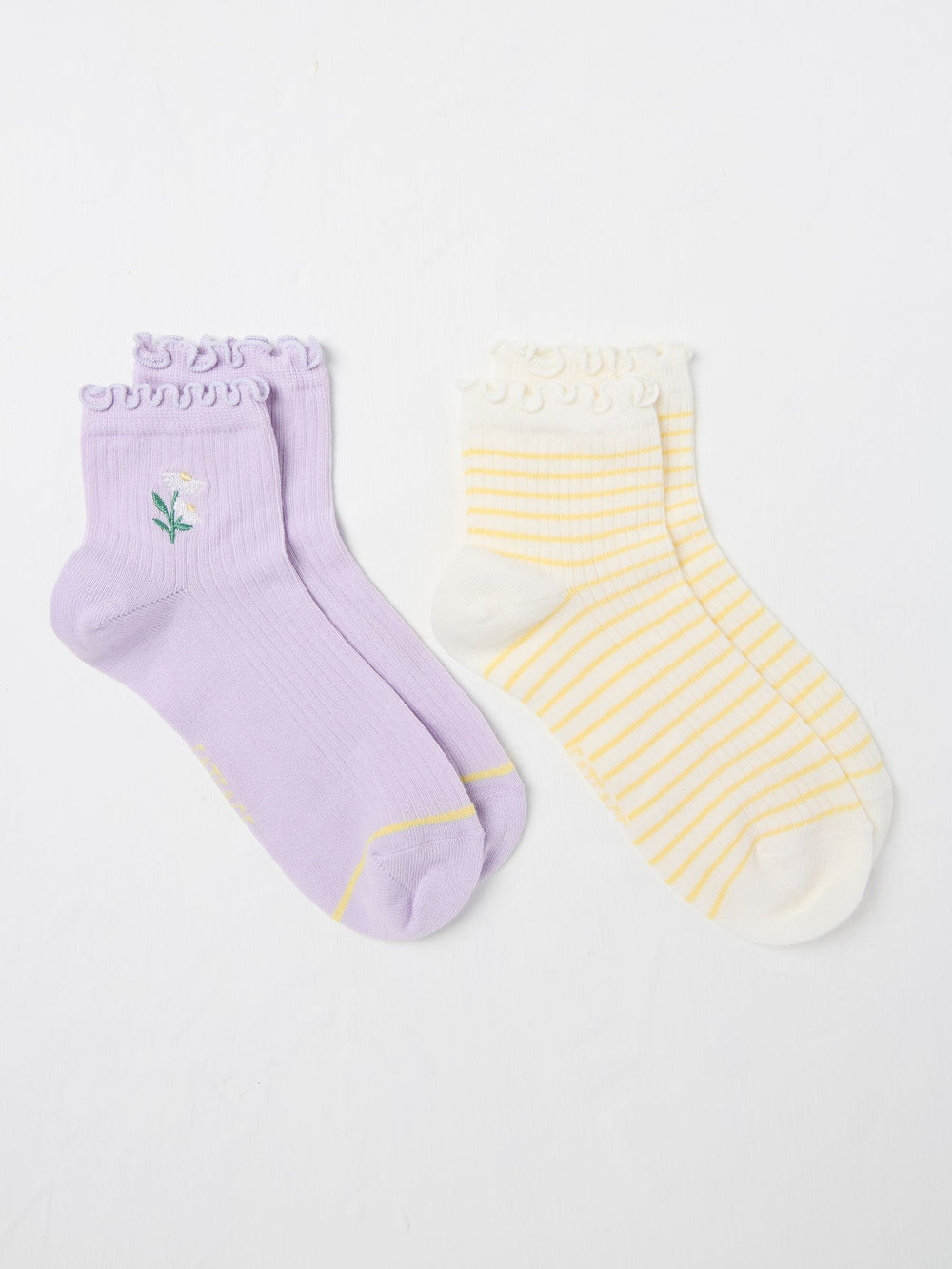 Purple Daisy 2 Pack Women's Ankle Socks