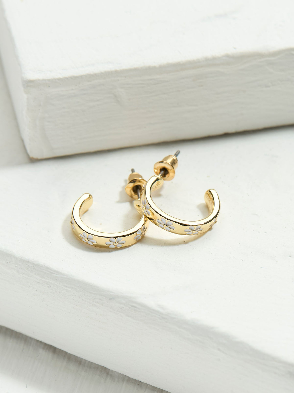 White Enamel Daisy Stud Earrings