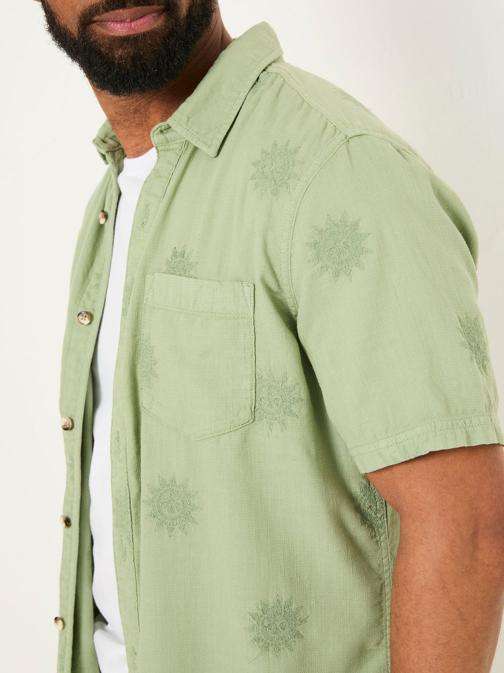 Green Short Sleeve Sun Embroidered Shirt