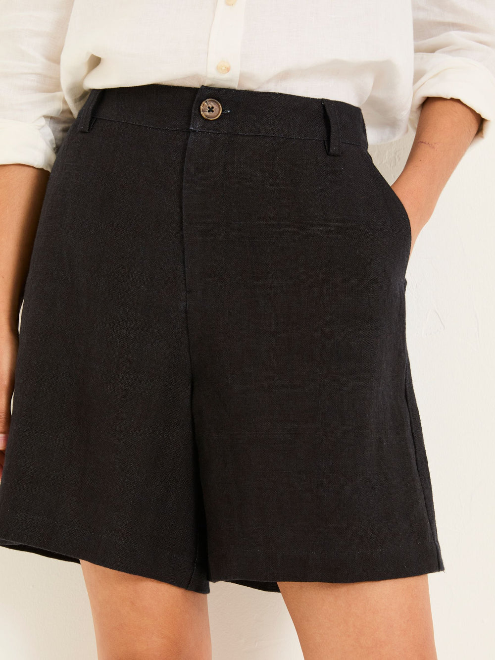 Nell Black Linen Shorts