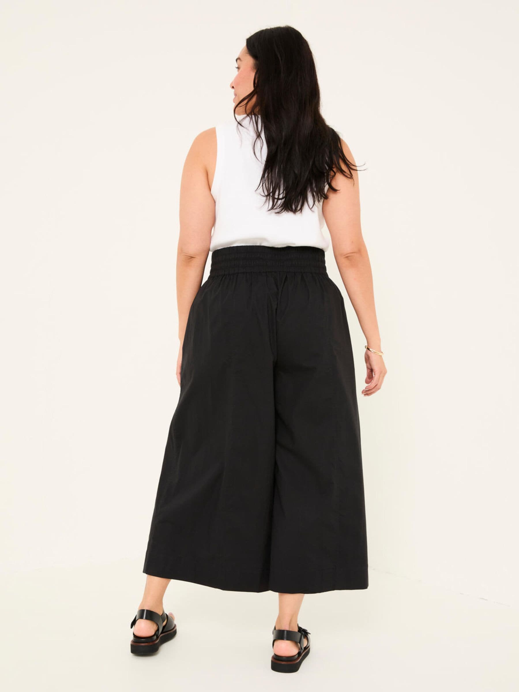Aubrey Black Wide Leg Crop Trouser
