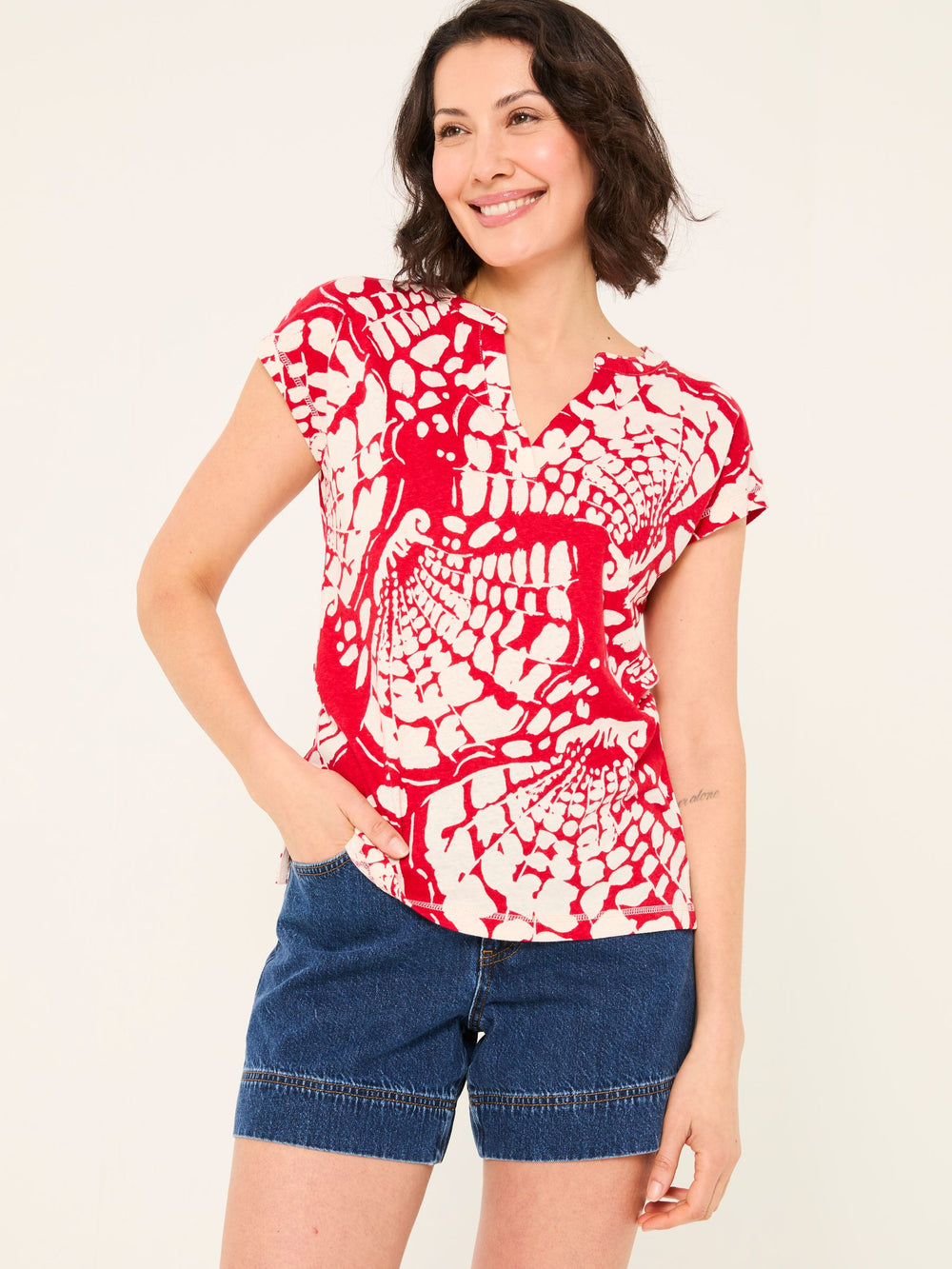 Red Mono Shells Linen Blend Notch Neck Top