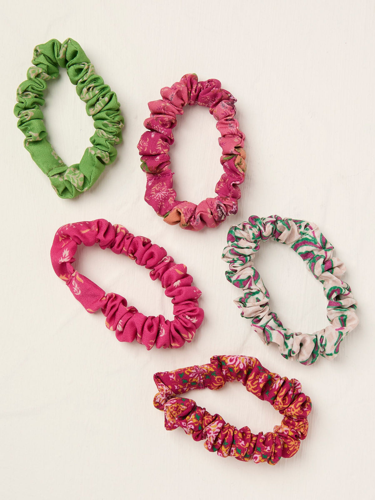Pink Fire Print Scrunchies 5 Pack