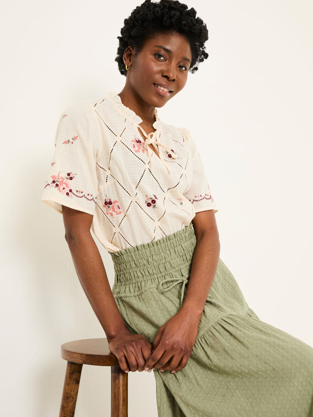 Airee Ivory Beeble Embroidered Blouse