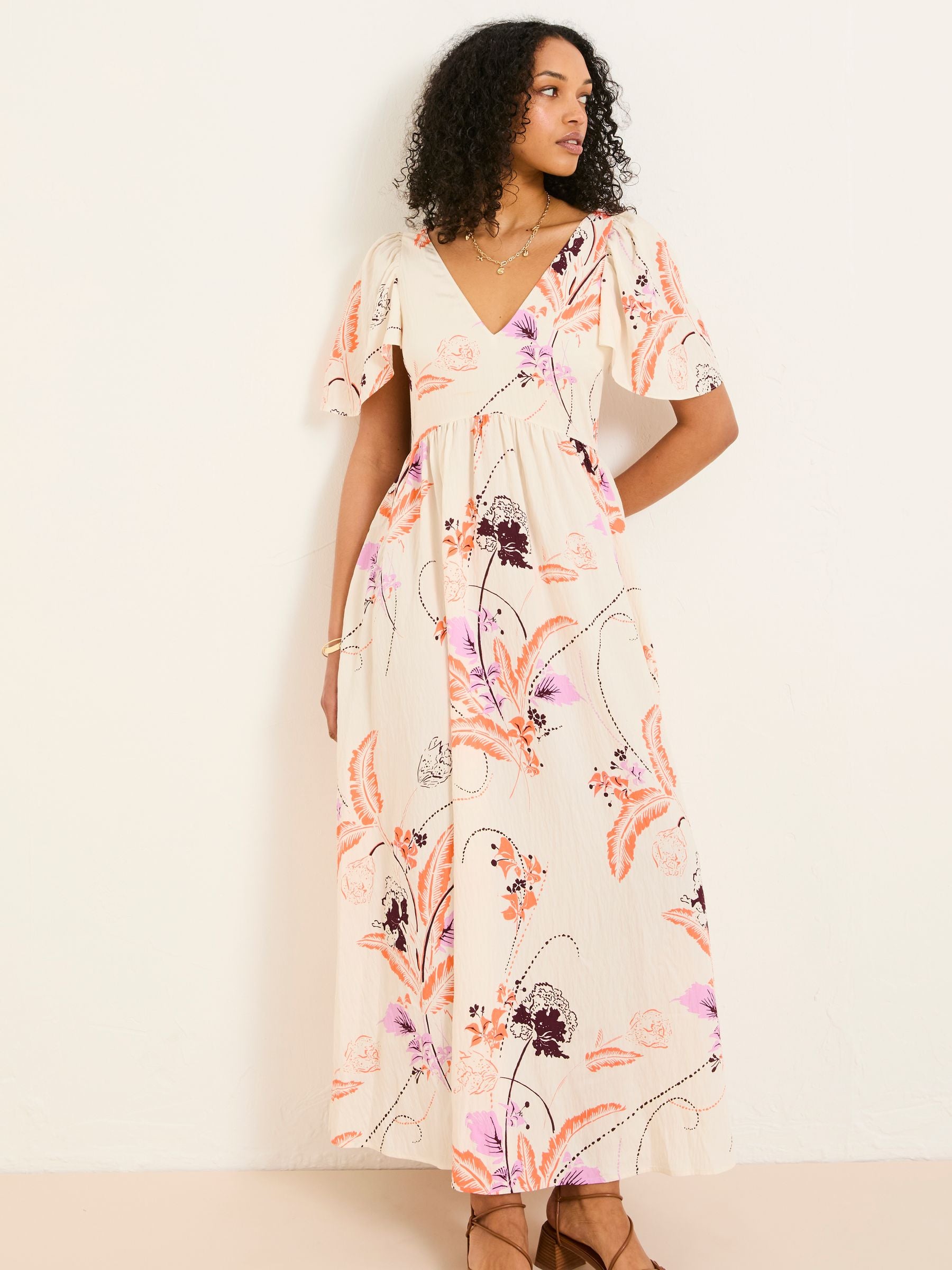 Marlowe Ivory Gathered Sleeve Printed Dress