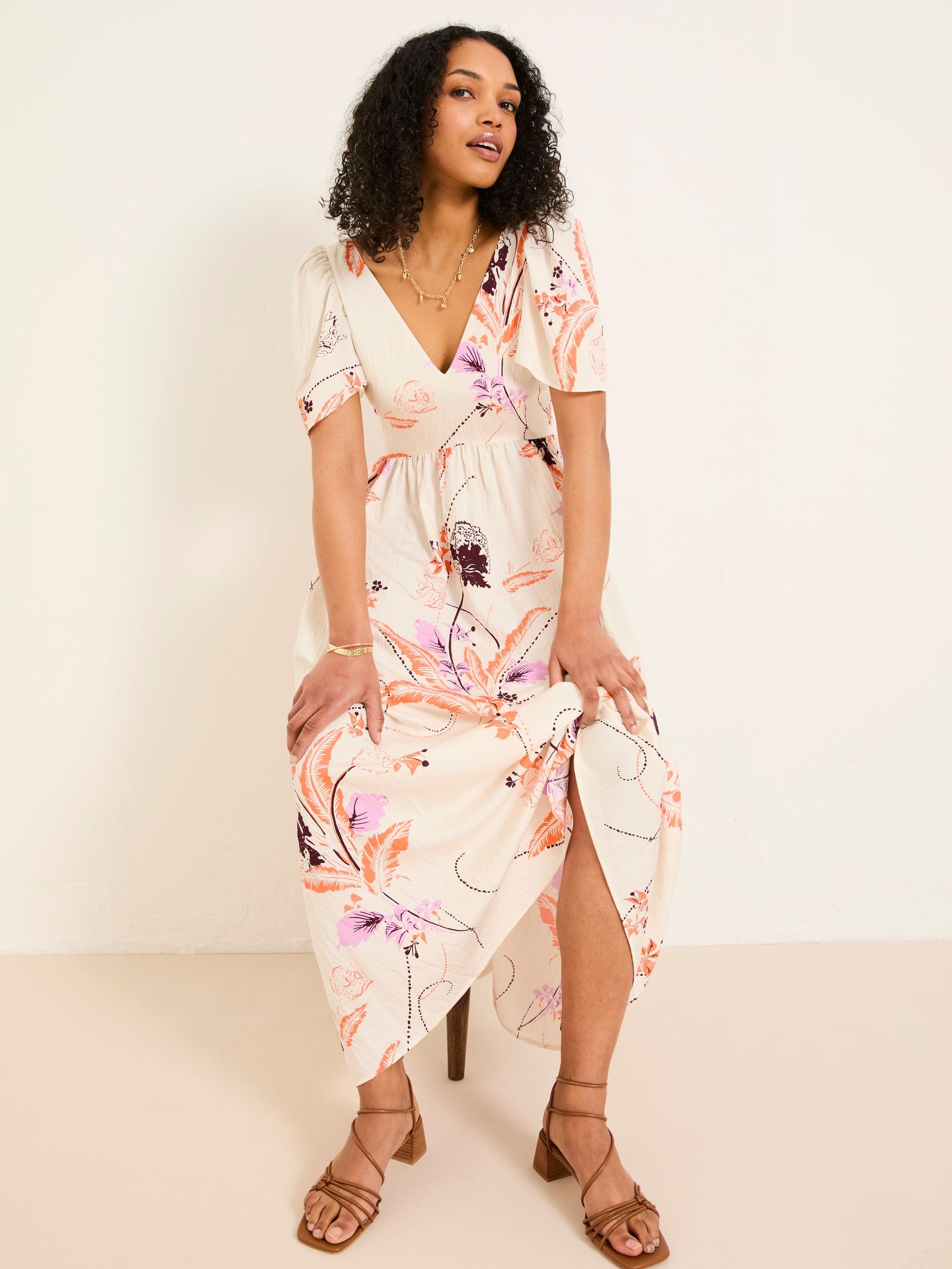 Marlowe Ivory Gathered Sleeve Printed Dress