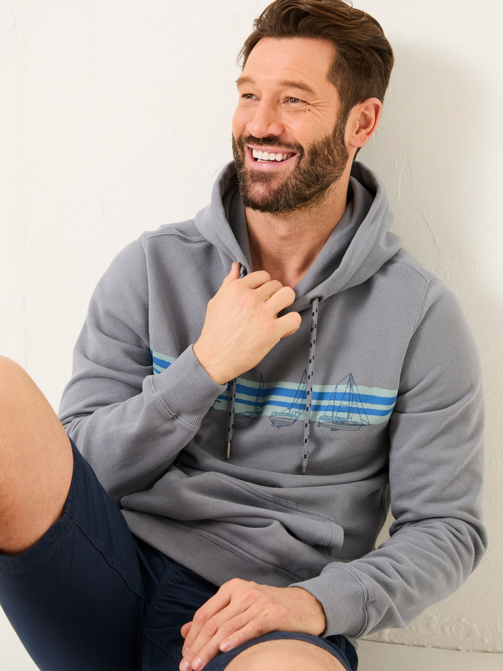 Dusky Blue Boat Graphic Overhead Hoody