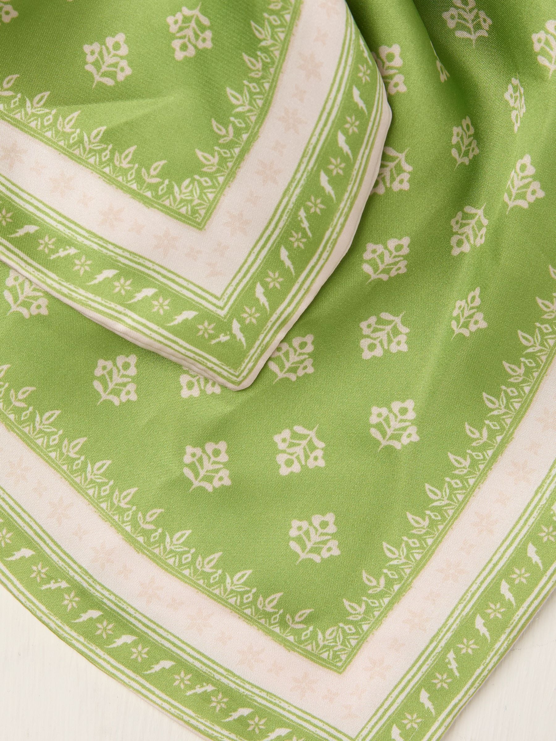 Green Printed Tie Scrunchie