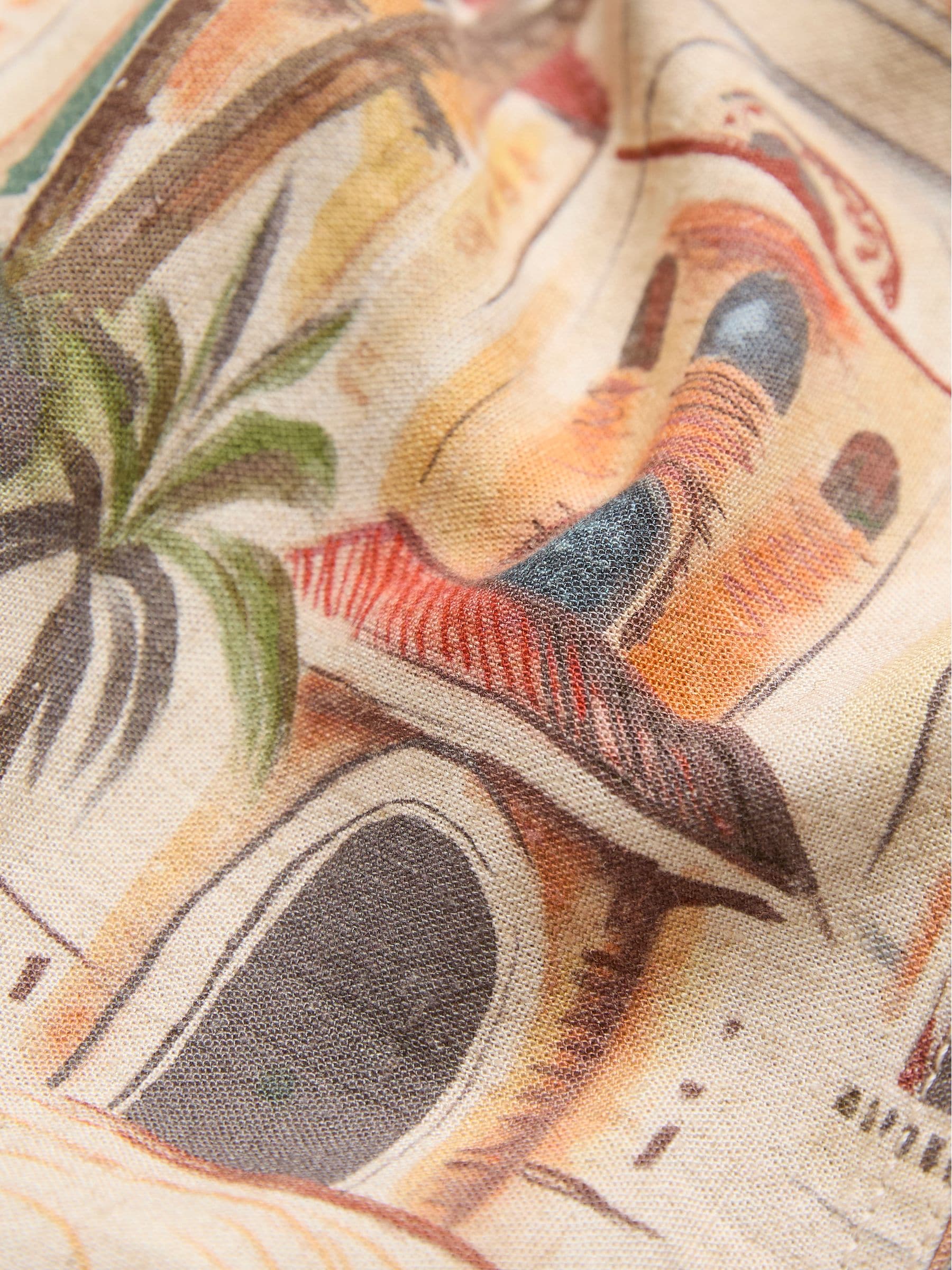 Light Natural Short Sleeve Scene Print Shirt