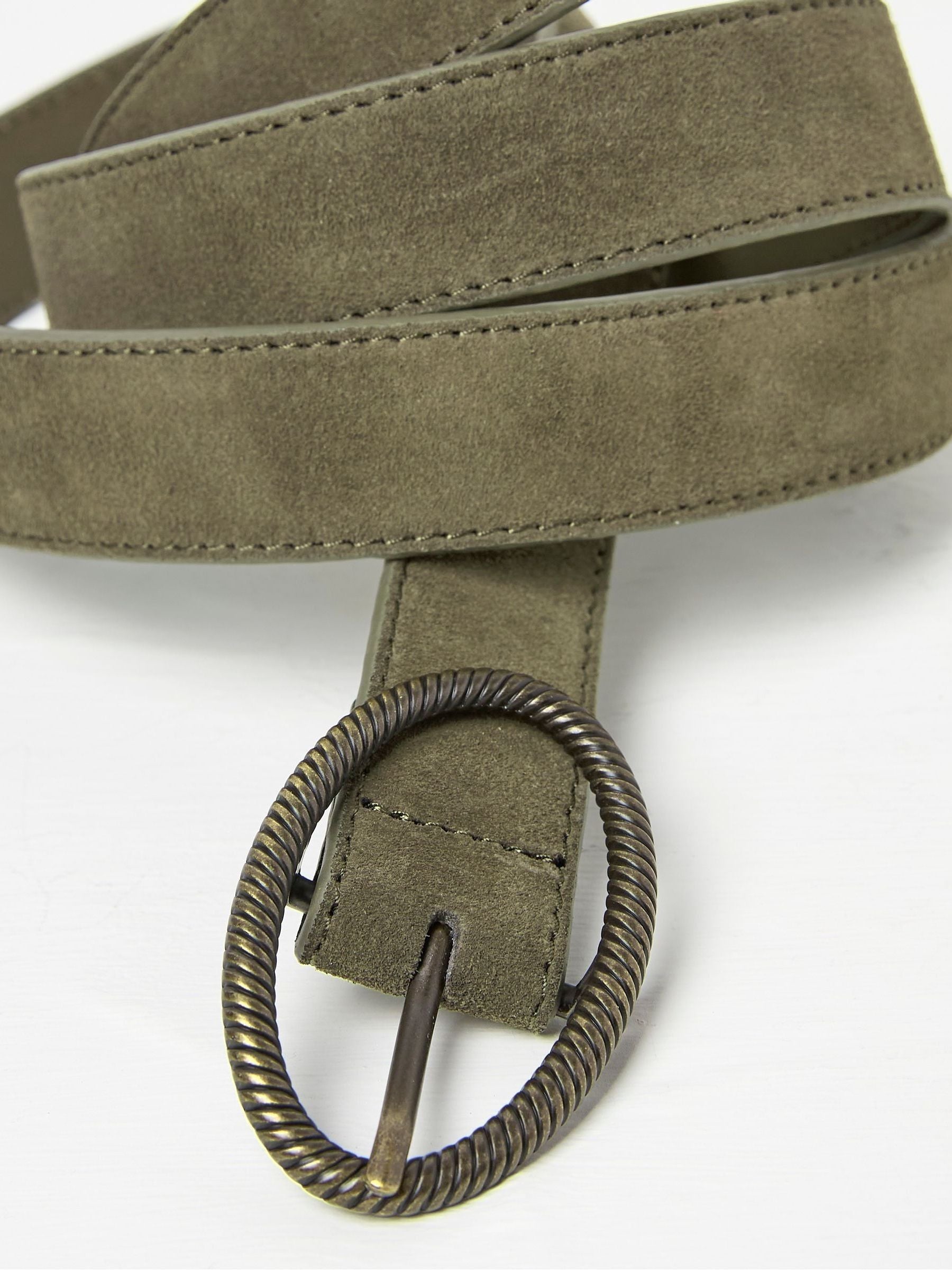 Buckle Green Interest Belt