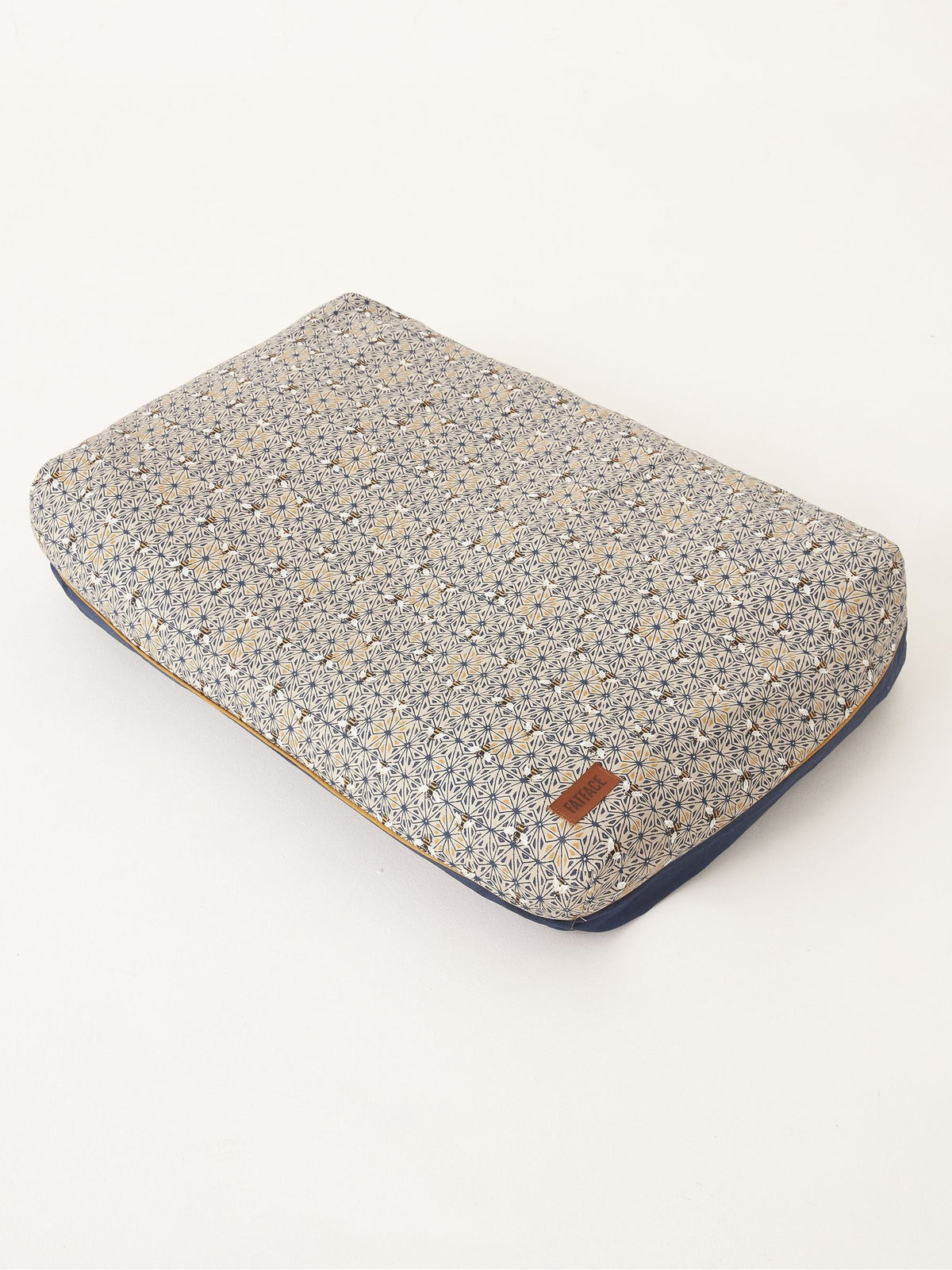 Blue 71cmx98cm Bee Print Cushion Pet Bed