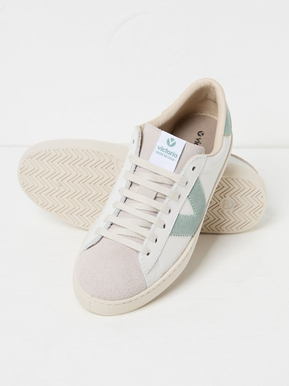 Victoria Berlin White & Green Trainers