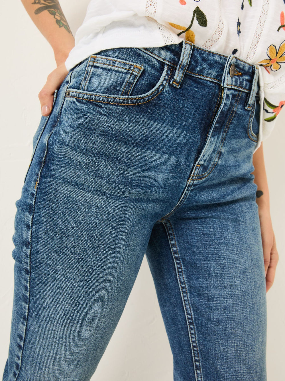 Sway Denim Vintage Cropped Jeans