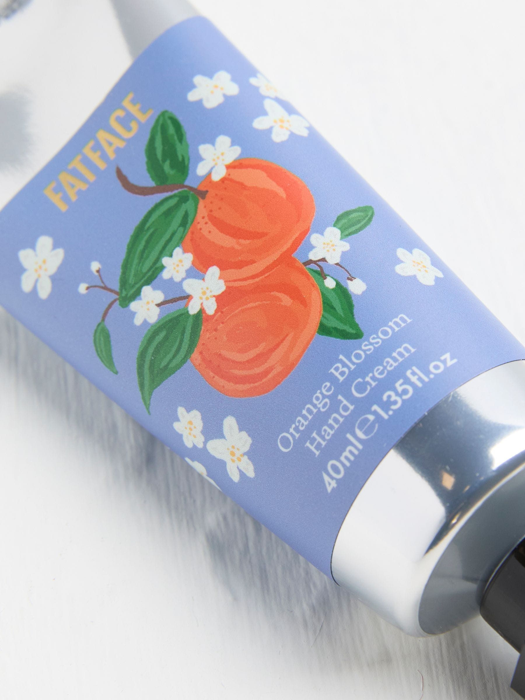 Lilac Envigorating Scented Hand Cream